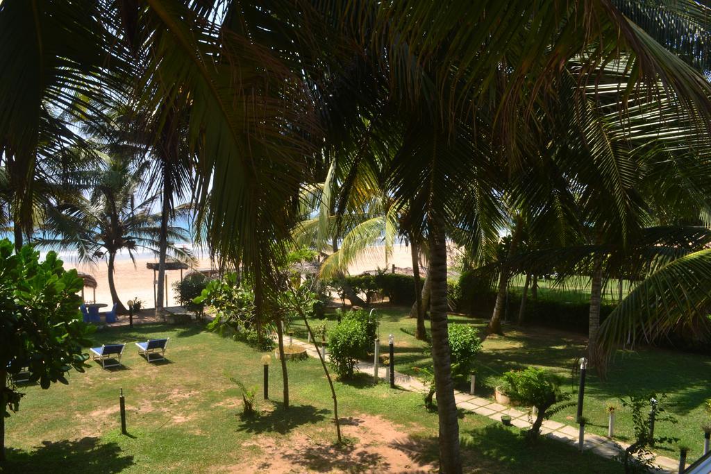 Villa Jayananda Dickwella Exterior photo