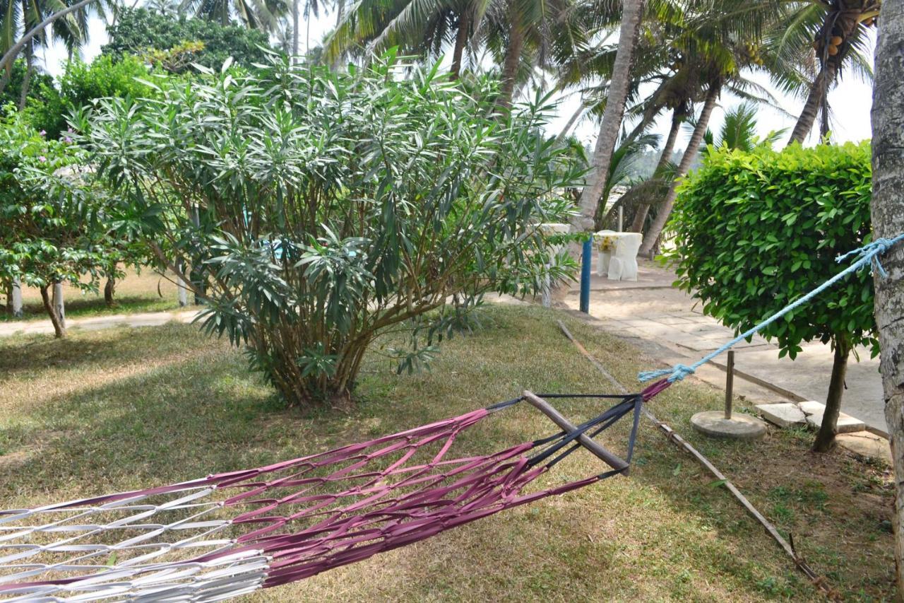 Villa Jayananda Dickwella Exterior photo